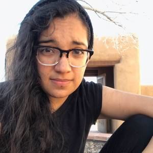 Meet your Posher, Desiree